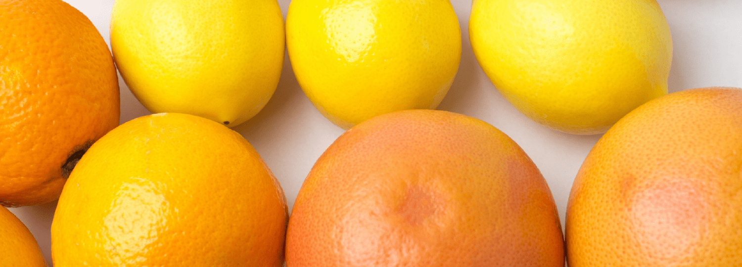 画像:みかんとレモン