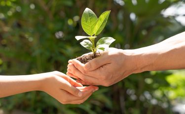 <ruby>循環型<rp>(</rp><rt>じゅんかんがた</rt><rp>)</rp></ruby>社会ってなに？ 私たちにできることは？ やさしく解説します！